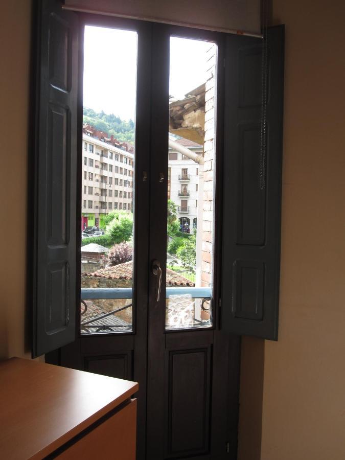 Apartamentos Legazpi Cangas De Narcea Buitenkant foto