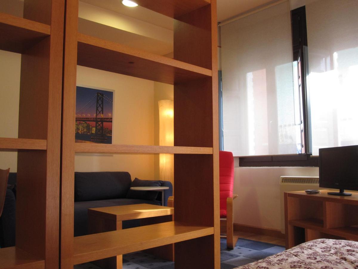 Apartamentos Legazpi Cangas De Narcea Buitenkant foto