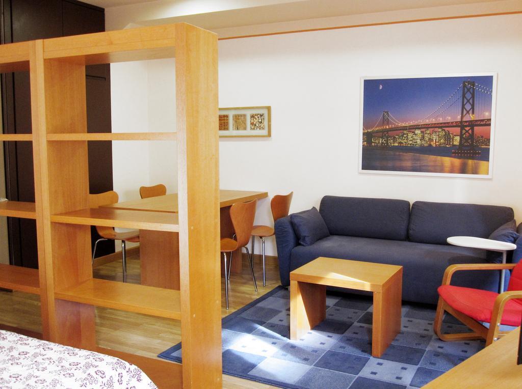 Apartamentos Legazpi Cangas De Narcea Buitenkant foto